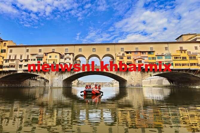 De rivier de Arno in Florence